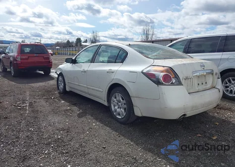 2010 Nissan Altima 2.5 S z USA, uszkodzony, nr VIN 1N4AL2AP4AN552839